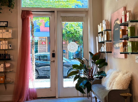 What to Expect at Your First Appointment at Ārdeō Color Studio